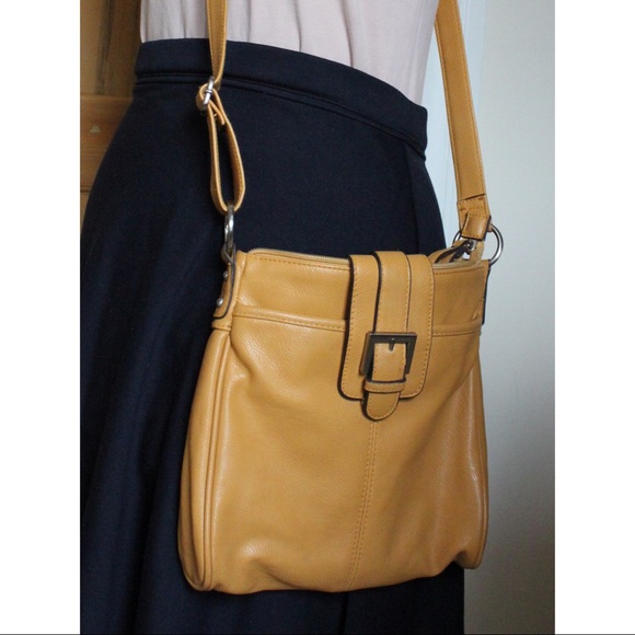 Handbags - Cross Body Yellow Leather Bag